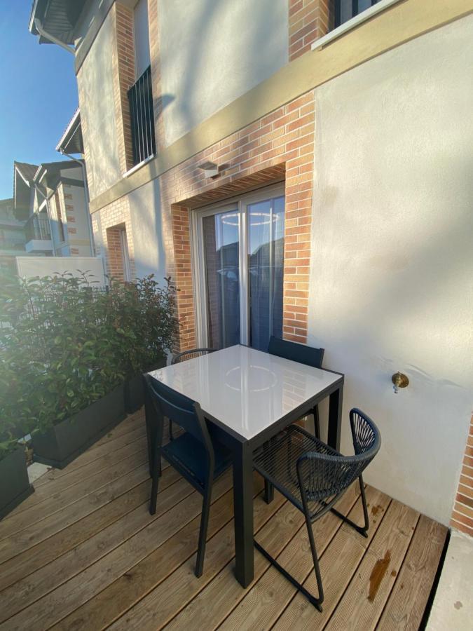 Charmant Appartement Neuf Et Confortable Classe 4 Etoiles Біскарросс Екстер'єр фото